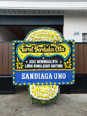 Papan Bunga Duka di Pengkok